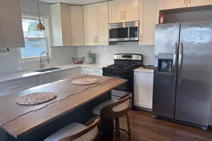 15208 Lawndale Ave, Midlothian, IL 60445 - Photo 2