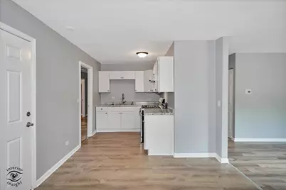 1947 Beacon Boulevard, Chicago Heights, IL 60411 - Photo 12