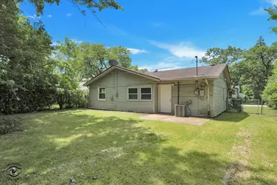 1947 Beacon Boulevard, Chicago Heights, IL 60411 - Photo 28