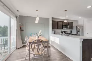 576 Spring Leaf Dr, Joliet, IL 60431 - Photo 8