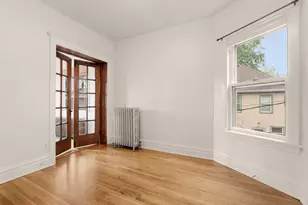 1335 W Hollywood Ave, Chicago, IL 60660 - Photo 22