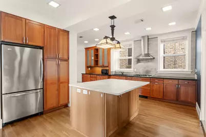 1335 W Hollywood Avenue, Chicago, IL 60660 - Photo 4