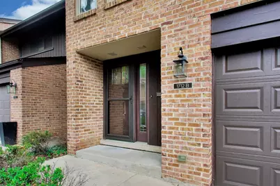 1712 Wildberry Drive #B, Glenview, IL 60025 - Photo 4