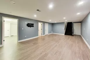 1712 Wildberry Dr, Glenview, IL 60025 - Photo 36
