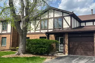 9808 Mill Dr W, Palos Park, IL 60464 - Photo 1