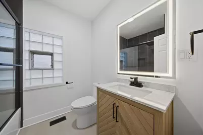 8219 S Throop Street, Chicago, IL 60620 - Photo 6
