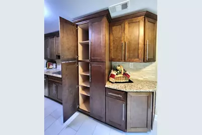 5843 Doe Circle #1, Westmont, IL 60559 - Photo 12