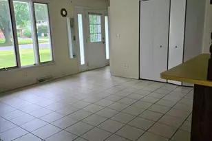 1213 Brentwood Pl, Joliet, IL 60435 - Photo 4