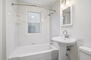 11056 S State Line Rd, Chicago, IL 60617 - Photo 10