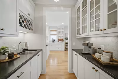 709 E Sunnyside Avenue, Libertyville, IL 60048 - Photo 12