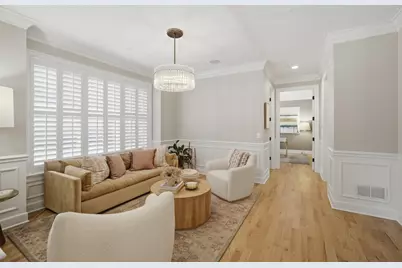709 E Sunnyside Avenue, Libertyville, IL 60048 - Photo 8