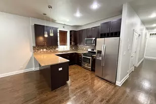 3862 S Lake Park Ave, Chicago, IL 60653 - Photo 2