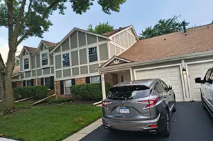 22 Waterbury Ln, Schaumburg, IL 60193 - Photo 1