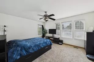 6787 Slate Dr, Carpentersville, IL 60110 - Photo 14