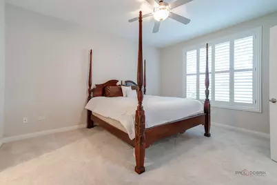 1815 Torrey Parkway, Libertyville, IL 60048 - Photo 12