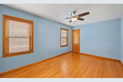 6218 W Huntington Street, Chicago, IL 60646 - Photo 14