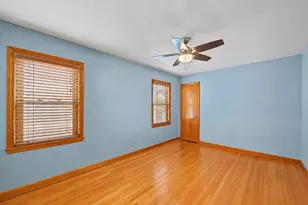 6218 W Huntington St, Chicago, IL 60646 - Photo 14
