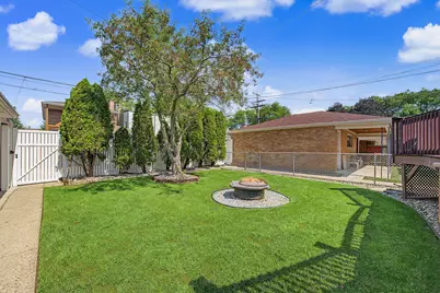 6218 W Huntington Street, Chicago, IL 60646 - Photo 36