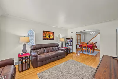 6218 W Huntington Street, Chicago, IL 60646 - Photo 4
