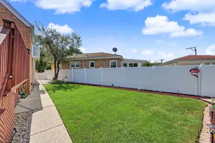 6218 W Huntington St, Chicago, IL 60646 - Photo 38