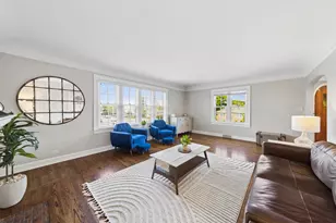 10303 S California Ave, Chicago, IL 60655 - Photo 14