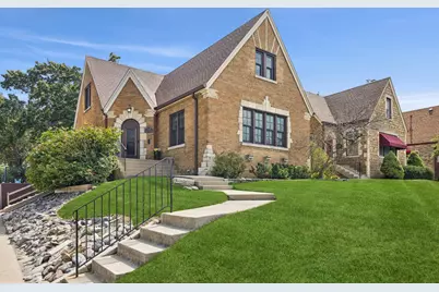 10303 S California Avenue, Chicago, IL 60655 - Photo 1