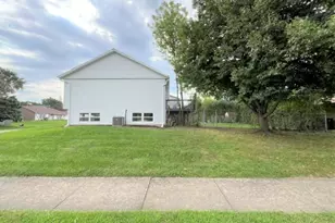 425 Canyon Trail, Carol Stream, IL 60188 - Photo 22