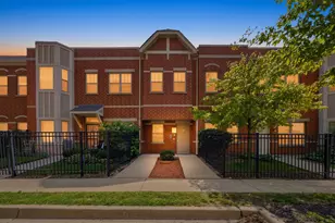 6710 S Keating Ave, Chicago, IL 60629 - Photo 18