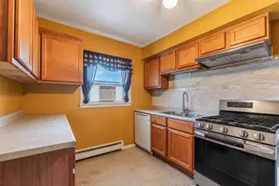 6401 S Albany Ave, Chicago, IL 60629 - Photo 14