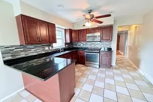 24 E 75th St, Chicago, IL 60619 - Photo 8