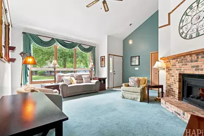 564 Wilson Avenue, Park City, IL 60085 - Photo 10