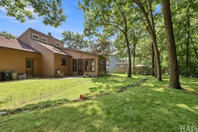 564 Wilson Avenue, Park City, IL 60085 - Photo 22