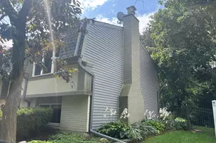 2248 Kingston Dr, Wheaton, IL 60189 - Photo 4