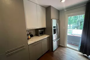 2248 Kingston Dr, Wheaton, IL 60189 - Photo 10