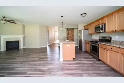 5604 Jackies Drive #R, Loves Park, IL 61111 - Photo 4