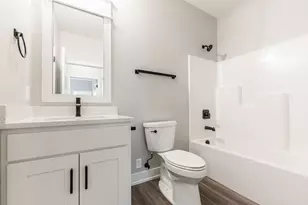 510 Stearn Dr, Genoa, IL 60135 - Photo 18