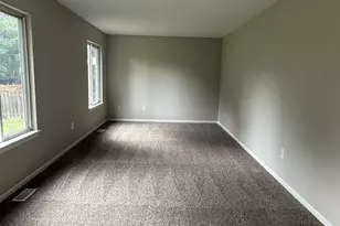 2032 Wedgewood Cir, Romeoville, IL 60446 - Photo 4