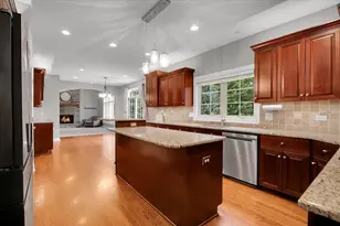 26519 Silverleaf Dr, Plainfield, IL 60585 - Photo 10