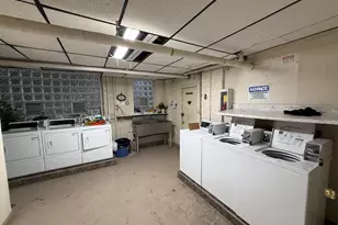 1135 W Lunt Ave, Chicago, IL 60626 - Photo 8
