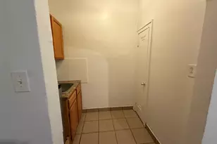 1135 W Lunt Ave, Chicago, IL 60626 - Photo 6