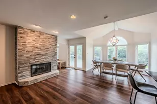 24065 Ascot Ct, Naperville, IL 60564 - Photo 16
