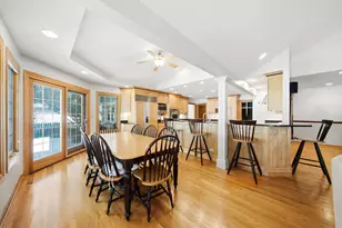 1654 Wadsworth Rd, Wheaton, IL 60189 - Photo 12
