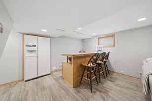 1654 Wadsworth Rd, Wheaton, IL 60189 - Photo 32
