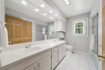 1654 Wadsworth Road, Wheaton, IL 60189 - Photo 30