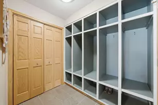1654 Wadsworth Rd, Wheaton, IL 60189 - Photo 20