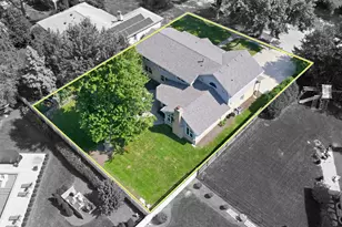 1654 Wadsworth Rd, Wheaton, IL 60189 - Photo 40
