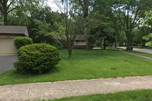 402 E Atwater Ave, Elmhurst, IL 60126 - Photo 12