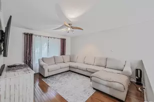 68 Cambridge Ave, Streamwood, IL 60107 - Photo 16