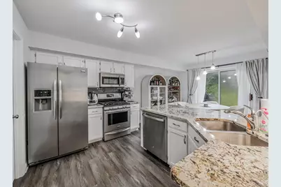 68 Cambridge Avenue, Streamwood, IL 60107 - Photo 4