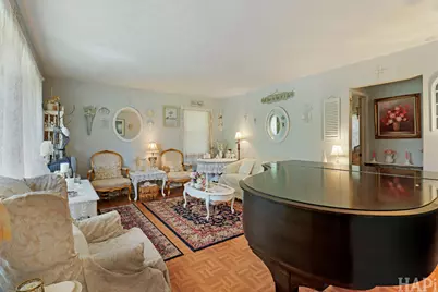 630 Stewart Avenue, Woodstock, IL 60098 - Photo 4